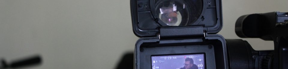 Das Bild zeigt eine Kamera
